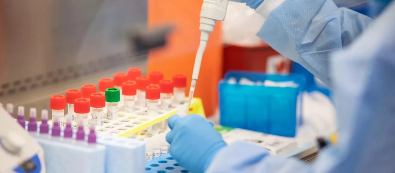 ΗΠΑ: Το πλάσμα των ιαθέντων στη «μάχη» κατά του κορωνοϊού - Μπορεί να θεραπεύσει άλλους ασθενείς;